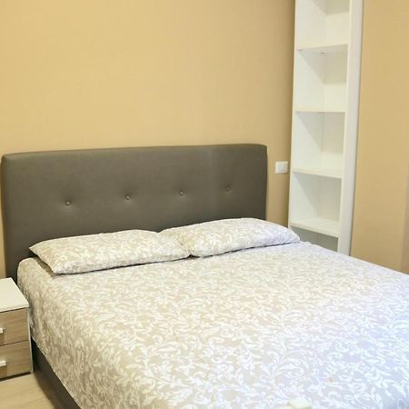 Portello Double Rooms Flat - 3 People Milão Exterior foto