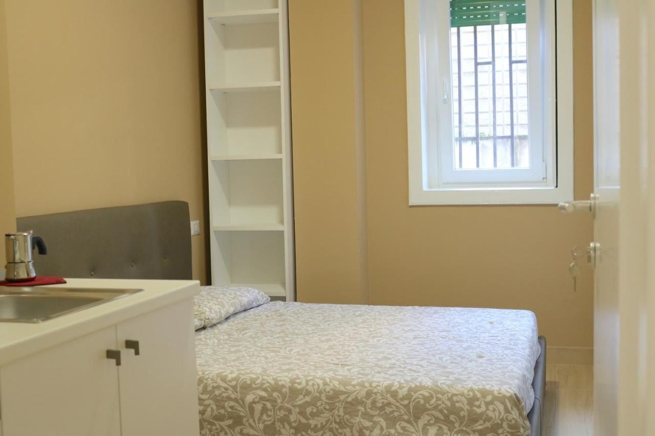 Portello Double Rooms Flat - 3 People Milão Exterior foto