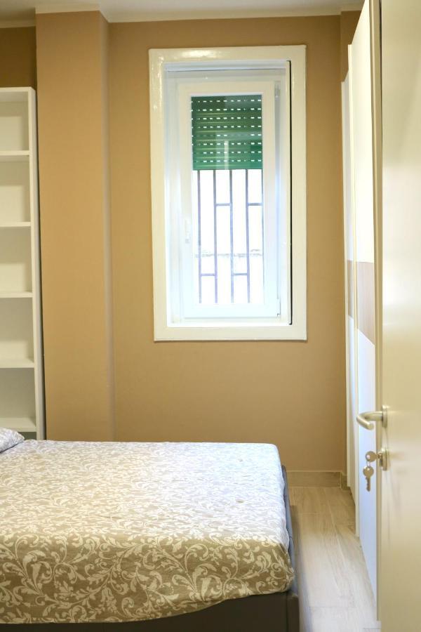 Portello Double Rooms Flat - 3 People Milão Exterior foto
