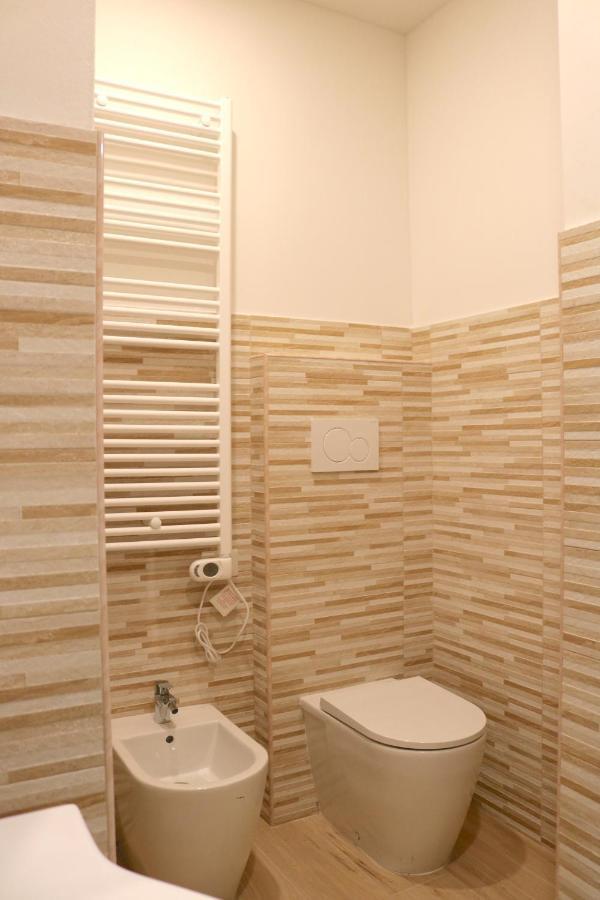 Portello Double Rooms Flat - 3 People Milão Exterior foto